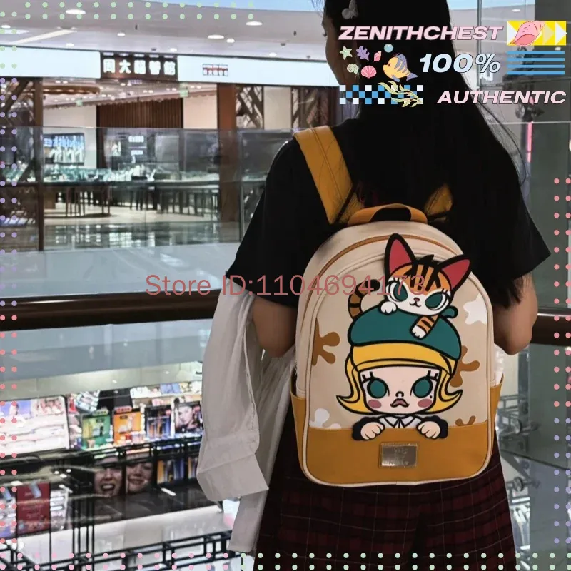 POPMART Molly Classic Series P - đánh giá và giá Street Fashion Model